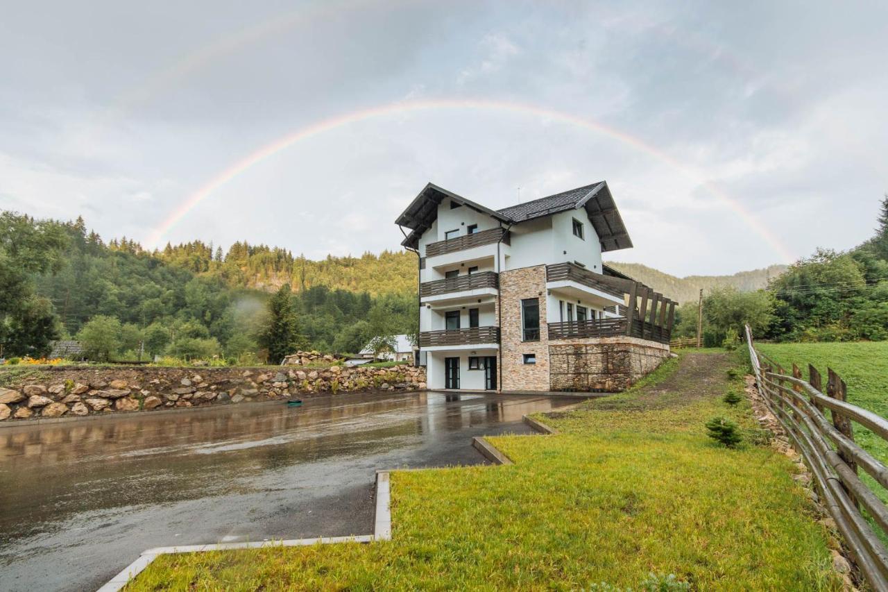 Comoara Raraului Câmpulung Moldovenesc Exterior foto